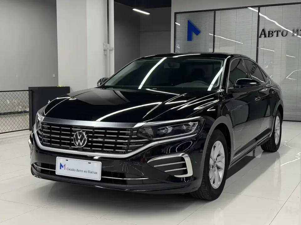 Volkswagen Passat Passat 2022 280TSI Business Edition 2022 — photo 1, buy with delivery to Moscow