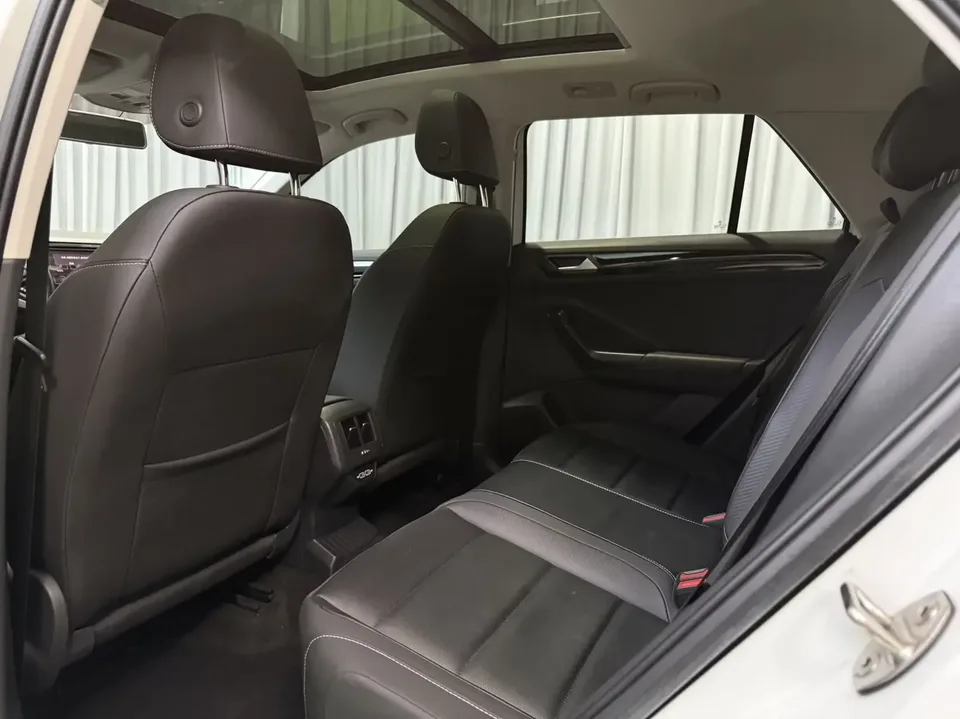 Volkswagen T-Roc TANG 2022 280TSI DSG 2WD Comfort PLUS 2022 — thumbnail 5