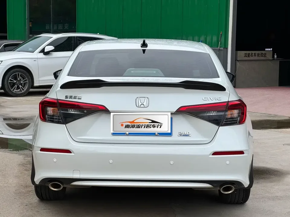 Honda CIVIC Civic 2022 240TURBO CVT Fuel Edition 2022 — thumbnail 2