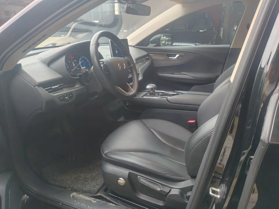 Hongqi E-QM5 Hongqi E-QM5 2022 Charging 431km LeXiang Edition 5-seater 2023 — миниатюра 5