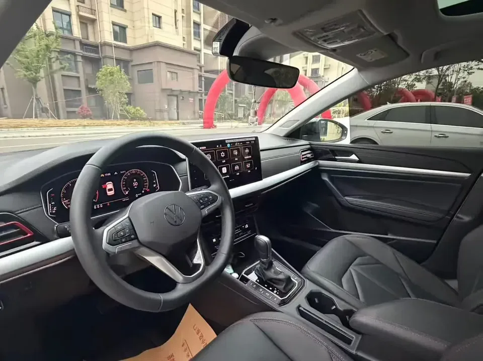 Volkswagen Lavida Lavida 2023 300TSI DSG Full Elegance Edition 2024 — thumbnail 5