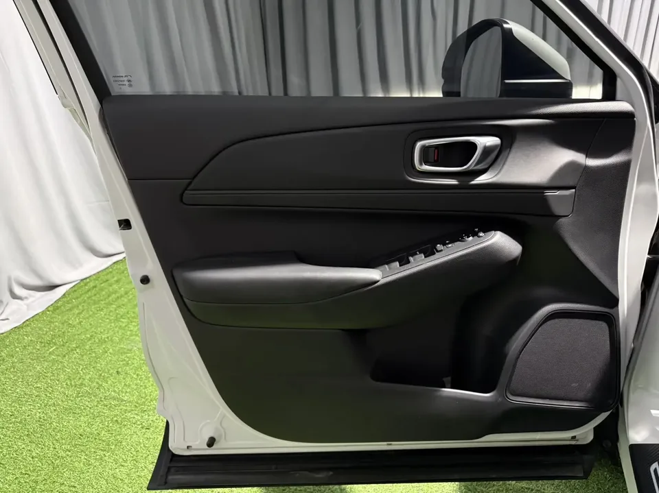 Honda VEZEL Binzhi 2023 1.5L CVT Technology Edition 2023 — thumbnail 3