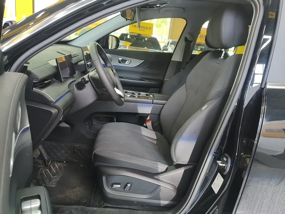 Chery Tiggo 8 PLUS Tiggo 8 PLUS 2025 Kunpeng 290TGDI DCT Deluxe Edition 2025 — миниатюра 2