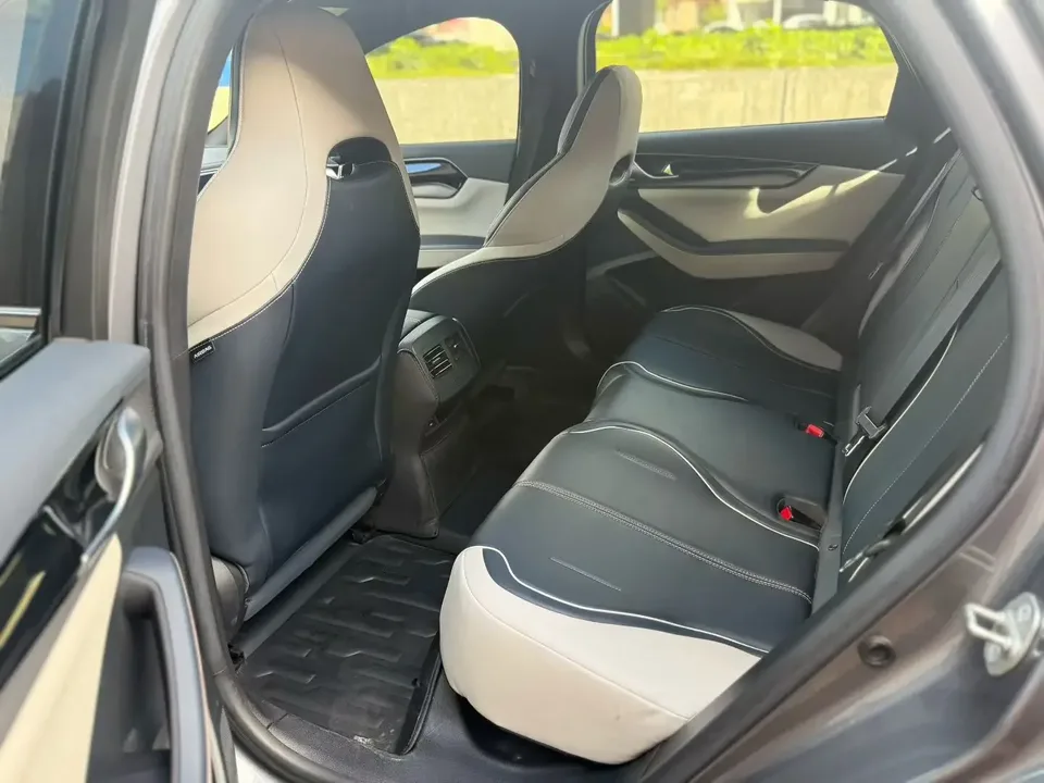 BYD Qin PLUS EV Qin PLUS EV 2021 400KM Luxury 2023 — thumbnail 3