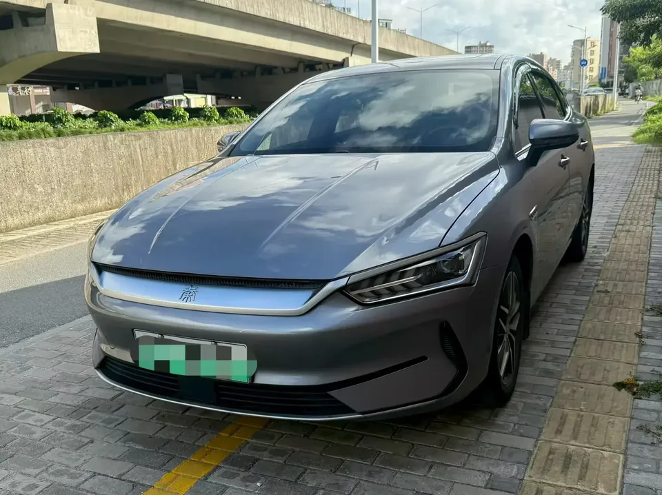 BYD Qin PLUS EV Qin PLUS EV 2021 400KM Luxury 2023 — photo 1, buy with delivery to Moscow