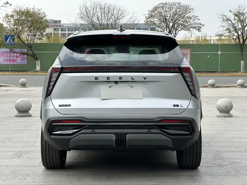 Geely Atlas L Boyue L 2024 1.5TD DCT Premium Edition 2026 — thumbnail 2
