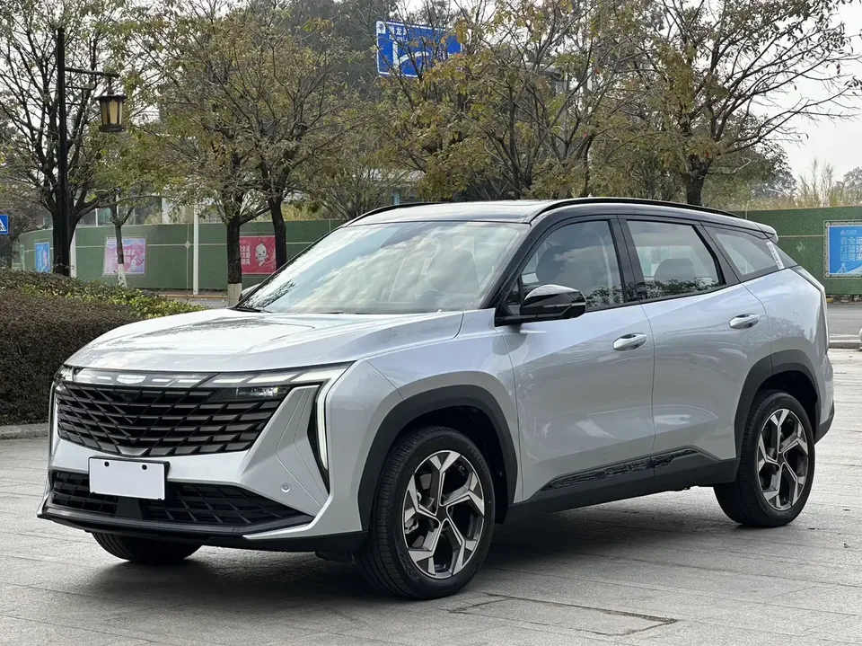 Geely Atlas L Boyue L 2024 1.5TD DCT Premium Edition 2026 — photo 1, buy with delivery to Moscow