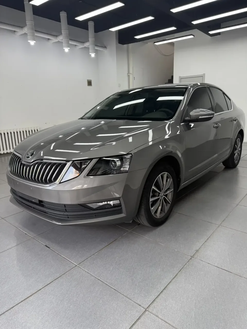 Skoda Octavia Octavia 2022 1.5L Automatic Comfort Edition 2022 — photo 1, buy with delivery to Moscow