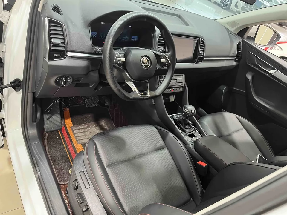 Skoda Karoq Korok 2023 TSI280 Premium Edition 2023 — thumbnail 5