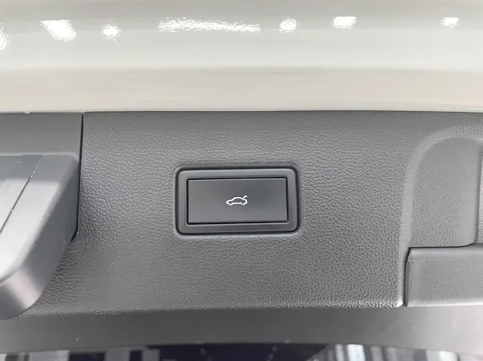 Volkswagen Tayron Tanyue 2023 280TSI 2WD Luxury Plus Advanced Edition 2023 — thumbnail 3