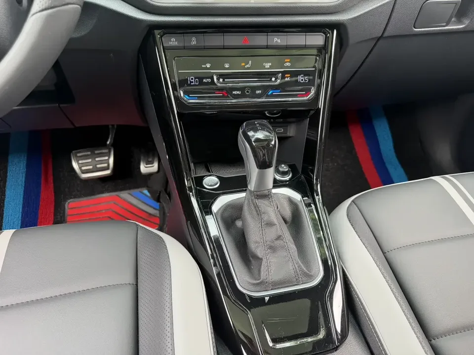 Volkswagen T-Roc TANG 2024 300TSI DSG Chenguang Edition 2025 — thumbnail 4