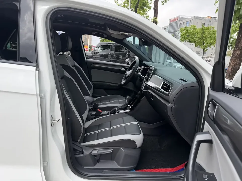 Volkswagen T-Roc TANG 2024 300TSI DSG Chenguang Edition 2025 — thumbnail 5