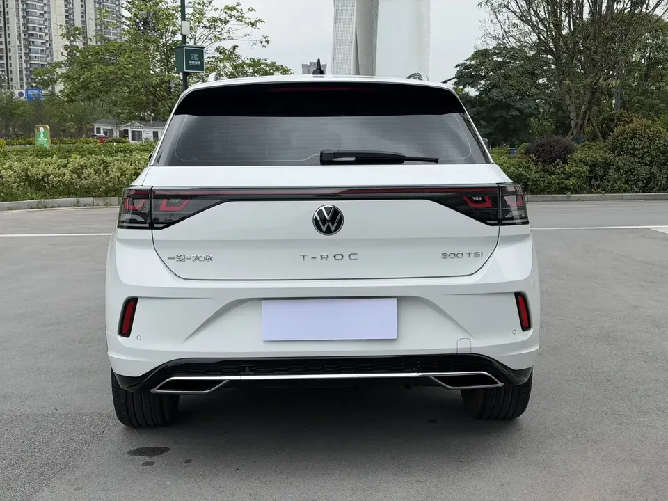 Volkswagen T-Roc TANG 2024 300TSI DSG Chenguang Edition 2025 — миниатюра 2