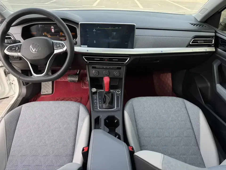 Volkswagen Lavida Lavida 2023 300TSI DSG Full Elegance Edition 2024 — thumbnail 5