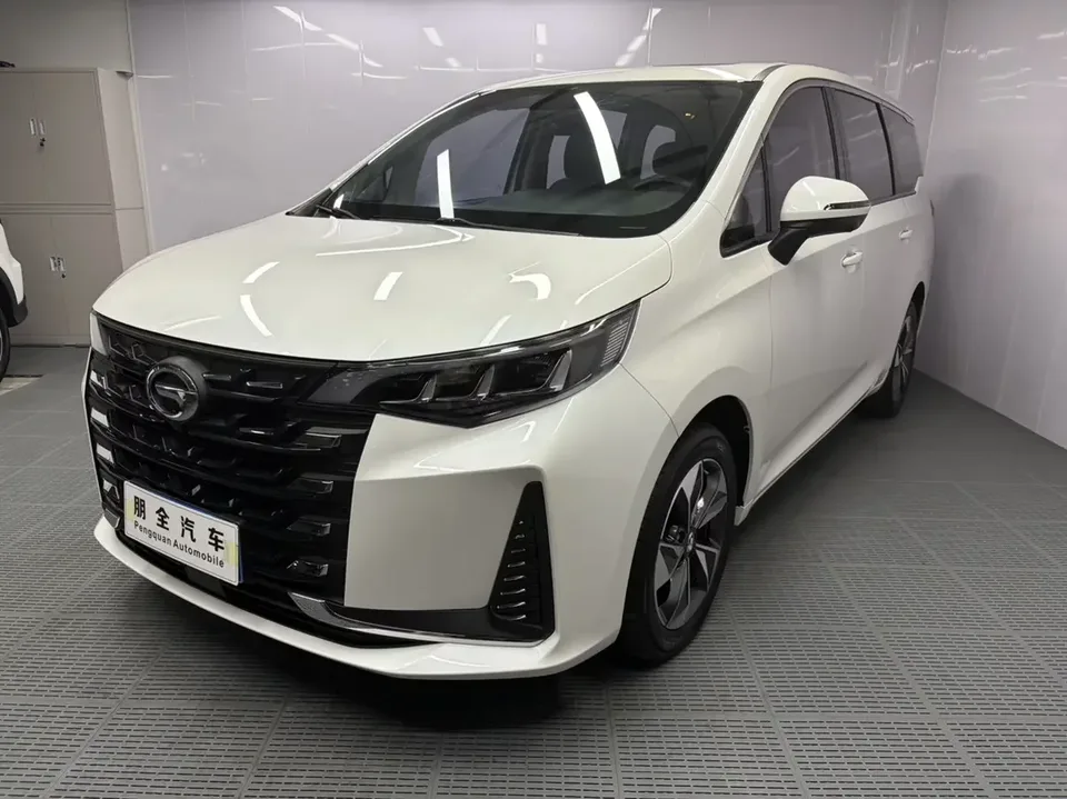GAC Trumpchi M6 Trumpchi M6 2021 270T Automatic Premium Edition 7 Seaters 2022 — photo 1, buy with delivery to Moscow
