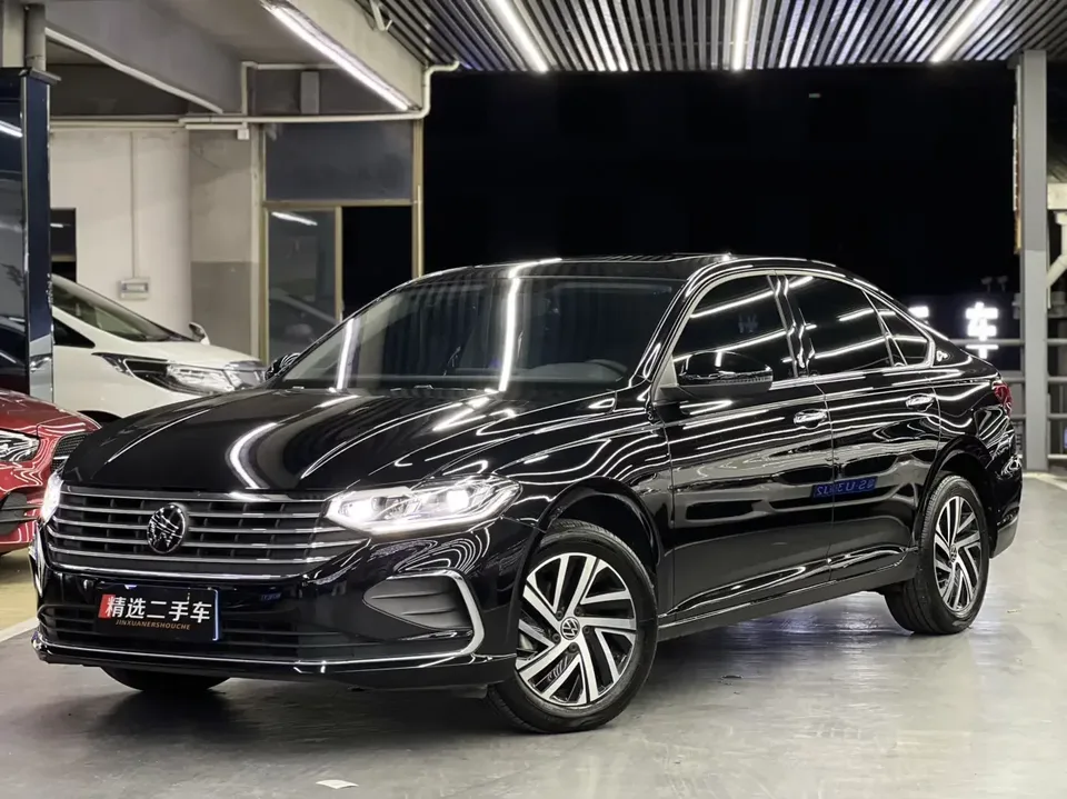 Volkswagen Lavida Lavida 2023 1.5L Automatic Deyi Edition 2022 — photo 1, buy with delivery to Moscow