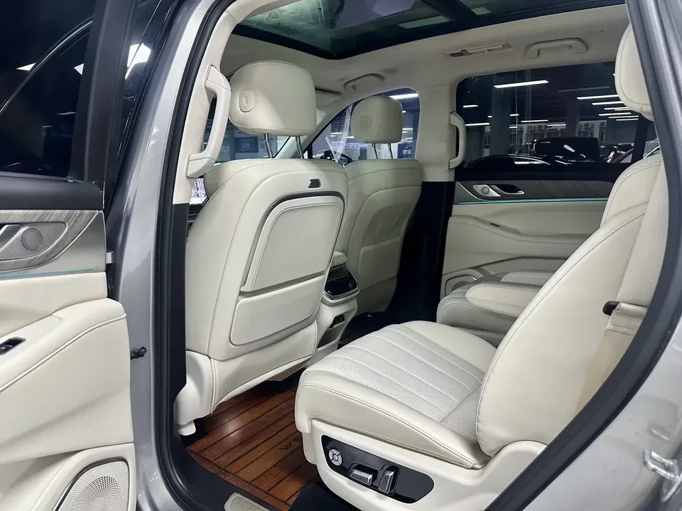 WEY Blue Mountain Blue Mountain 2023 Four-wheel drive long-range version 2023 — thumbnail 5