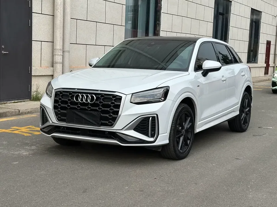 Audi Q2L Audi Q2L 2022 35 TFSI Progressive Dynamic 2023 — фото 1, купить с доставкой в Москву