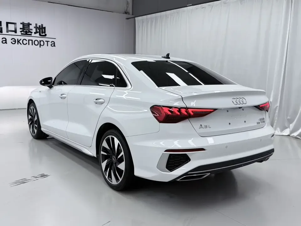 Audi A3 Audi A3 2023 A3L Limousine 35 TFSI facelift: stylish and sporty 2023 — thumbnail 4