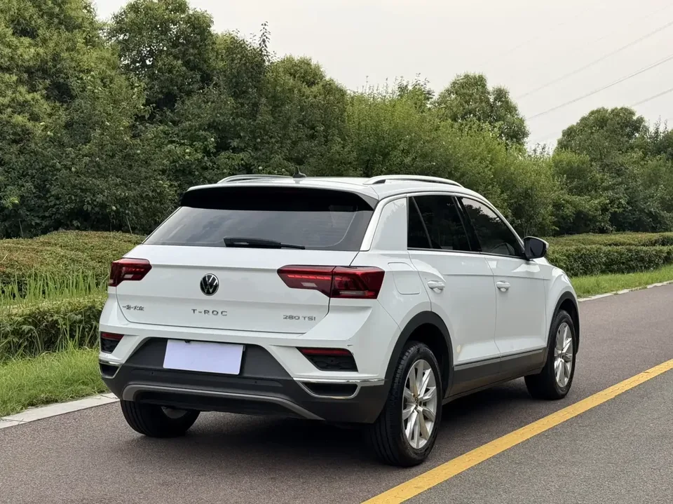 Volkswagen T-Roc TANG 2022 280TSI DSG 2WD Elite PLUS 2022 — thumbnail 2