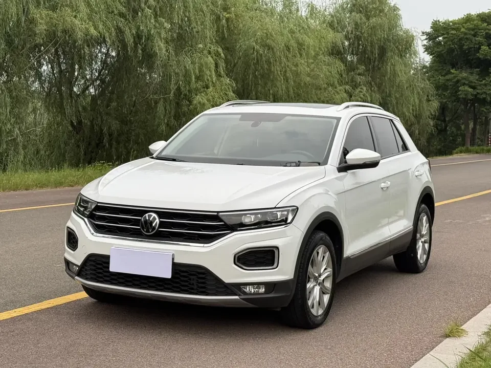 Volkswagen T-Roc TANG 2022 280TSI DSG 2WD Elite PLUS 2022 — photo 1, buy with delivery to Moscow