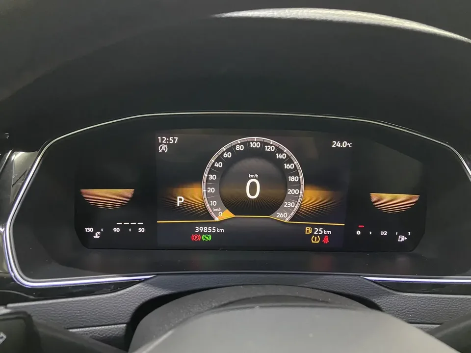 Volkswagen Magotan Magotan 2023 2 millionth anniversary edition 280TSI DSG leading model 2023 — thumbnail 5