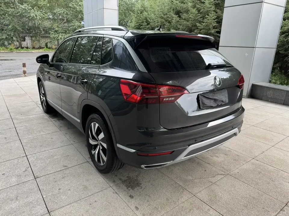 Volkswagen Tayron Tanyue 2022 280TSI 2WD Luxury Smart Edition 2022 — thumbnail 4