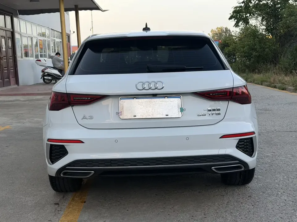 Audi A3 Audi A3 2022 Sportback 35 TFSI Stylish and Elegant 2023 — thumbnail 5