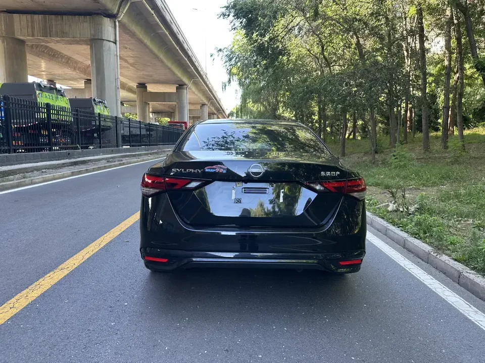 Nissan Sylphy Sylphy 2023 1.6L CVT Enjoy Edition 2024 — thumbnail 2