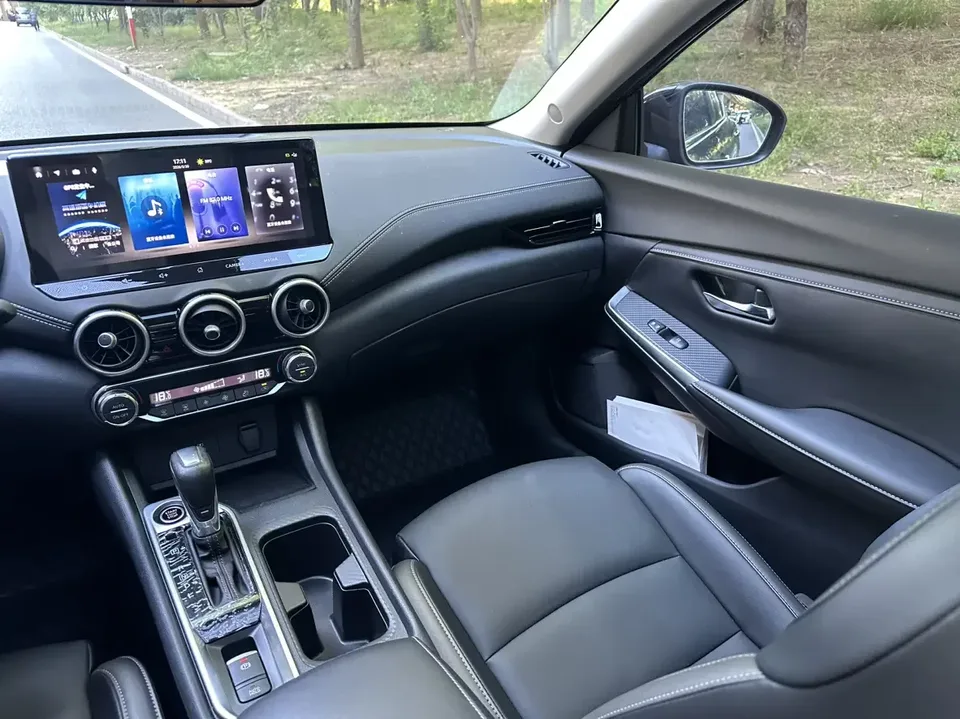 Nissan Sylphy Sylphy 2023 1.6L CVT Enjoy Edition 2024 — thumbnail 4
