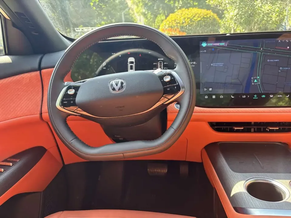 Changan CS75PLUS Changan CS75 PLUS 2025 The fourth generation 1.5T New Blue Whale Smart Premium 2025 — миниатюра 3