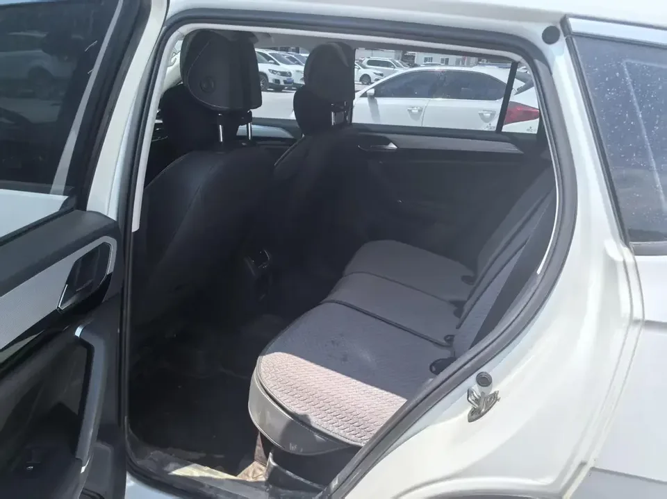 Volkswagen Tayron Tanyue 2021 280TSI 2WD Luxury Smart Edition 2022 — thumbnail 3