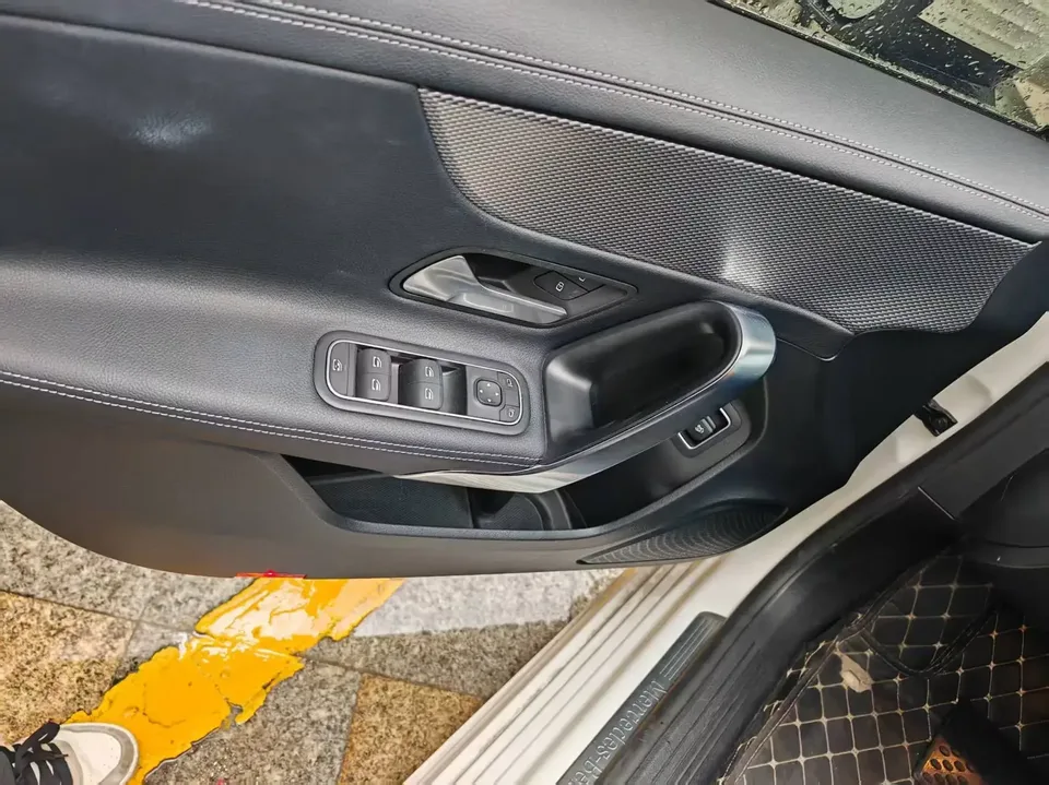 Mercedes-Benz Klasa A Mercedes Benz A Class 2022 A 180 L Sports Sedan 2022 — thumbnail 3