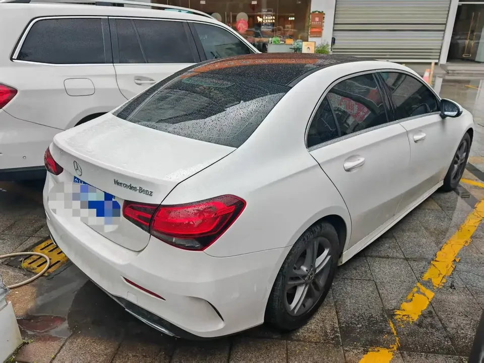 Mercedes-Benz Klasa A Mercedes Benz A Class 2022 A 180 L Sports Sedan 2022 — thumbnail 4