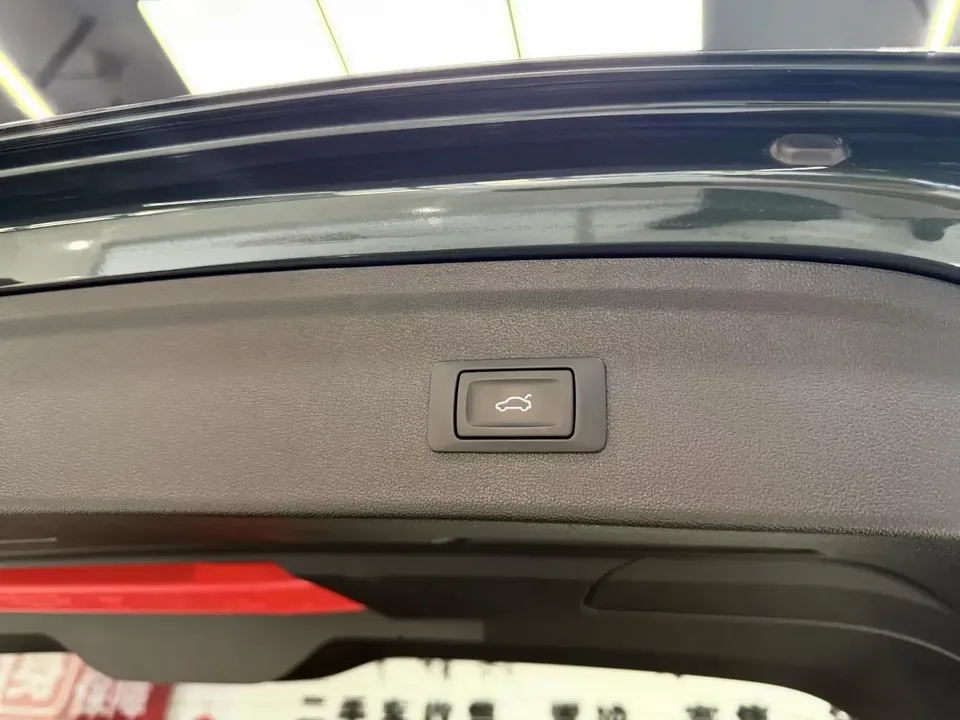 Audi A3 Audi A3 2023 Sportback 35 TFSI Stylish and sporty 2023 — thumbnail 4