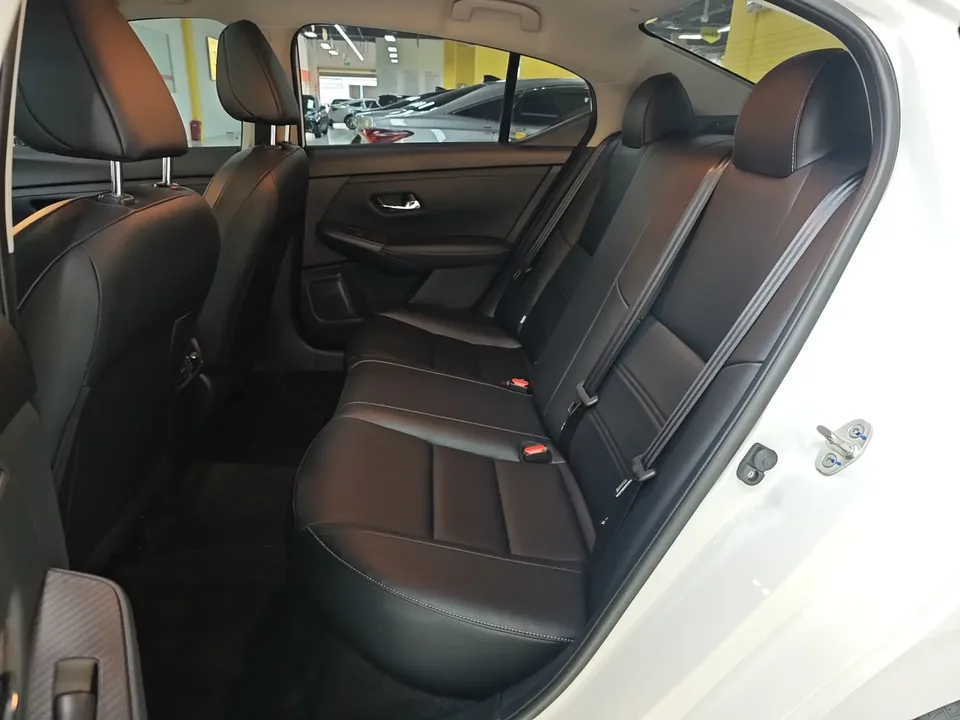 Nissan Sylphy Sylphy 2025 1.6L CVT True Edition 2025 — thumbnail 3