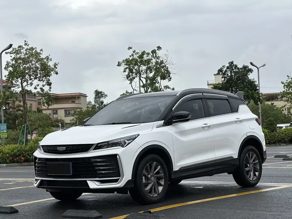 Geely Coolray SX11 Binyue 2025 Binyue L 1.5TD DCT Beyond Edition 2025 — photo 1, buy with delivery to Moscow
