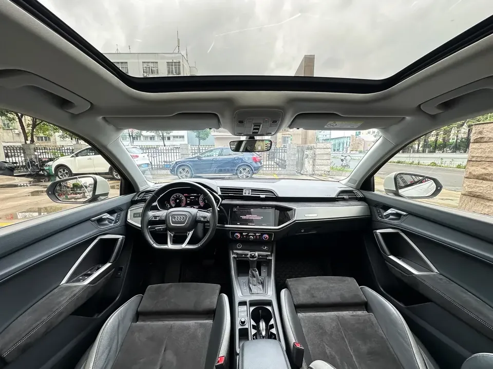 Audi Q3 Audi Q3 2020 35 TFSI Stylish Dynamic 2022 — thumbnail 3