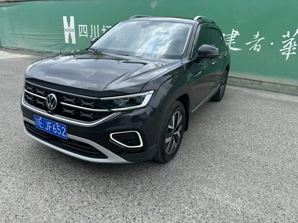 Volkswagen Tayron Tanyue 2023 280TSI 2WD Luxury Plus Advanced Edition 2023 — фото 1, купить с доставкой в Москву