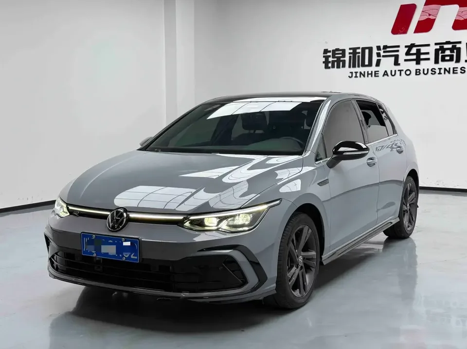 Volkswagen Golf golf 2023 280TSI DSG R-Line 2023 — photo 1, buy with delivery to Moscow