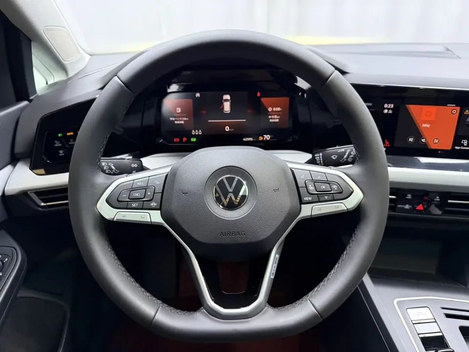 Volkswagen Golf golf 2023 280TSI DSG Pro 2023 — thumbnail 3
