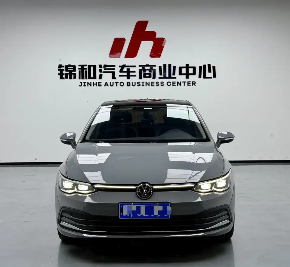 Volkswagen Golf golf 2023 280TSI DSG Pro 2023 — photo 1, buy with delivery to Moscow