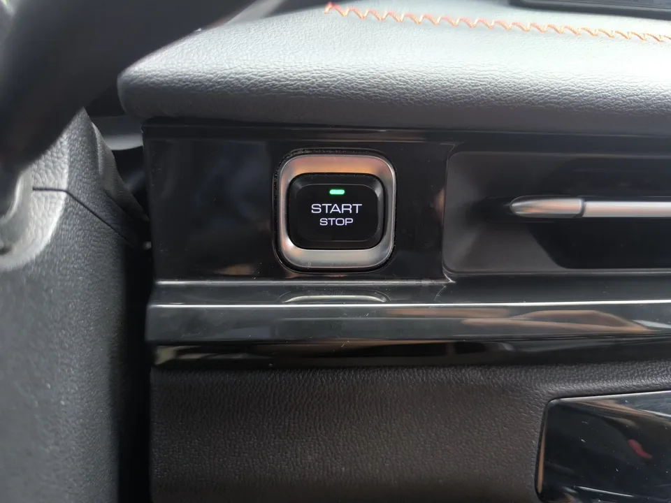 Wuling Xingchi Wuling Xingchi 2022 1.5T CVT Cool Model 2022 — thumbnail 4