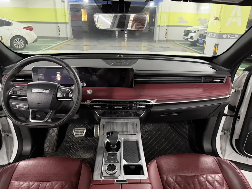 Jetour Jietu X70 PLUS Jietu X70 PLUS 2023 1.5T DCT Brave PLUS 7-seater 2023 — миниатюра 4