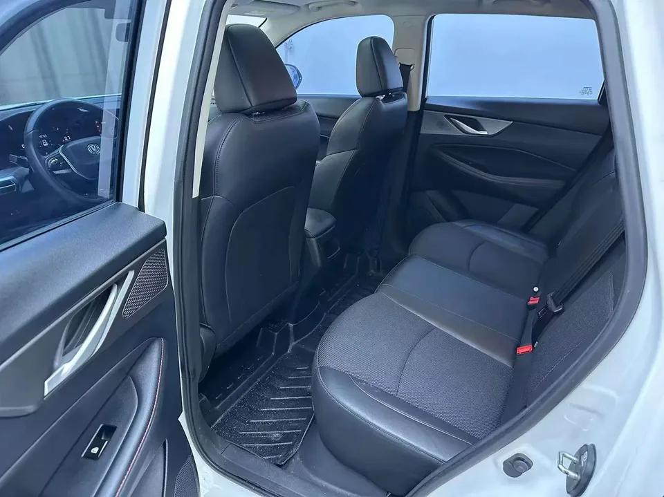 Changan CS35 Plus Changan CS35 PLUS 2023 Enjoyable Edition Blue Whale NE 1.4T DCT Luxury Edition 2023 — thumbnail 5