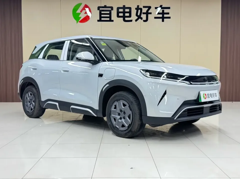 BYD Yuan Up Yuan UP 2025 Smart Driving Edition 401KM Vitality Edition 2026 — thumbnail 2