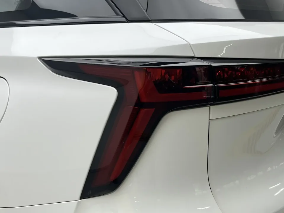 Changan CS75PLUS Changan CS75 PLUS 2023 The third generation 1.5T automatic premium model 2023 — миниатюра 4
