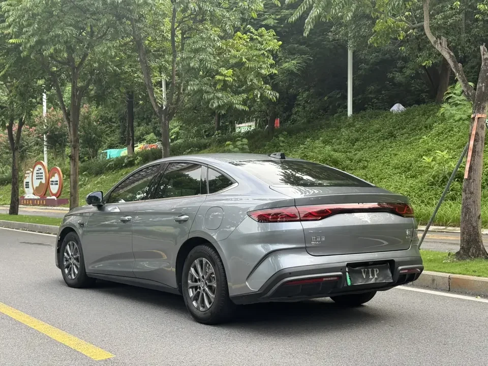 BYD Qin L DM Qin L DM 2025 Intelligent Driving Edition DM-i 80KM Leading Edition 2025 — thumbnail 2