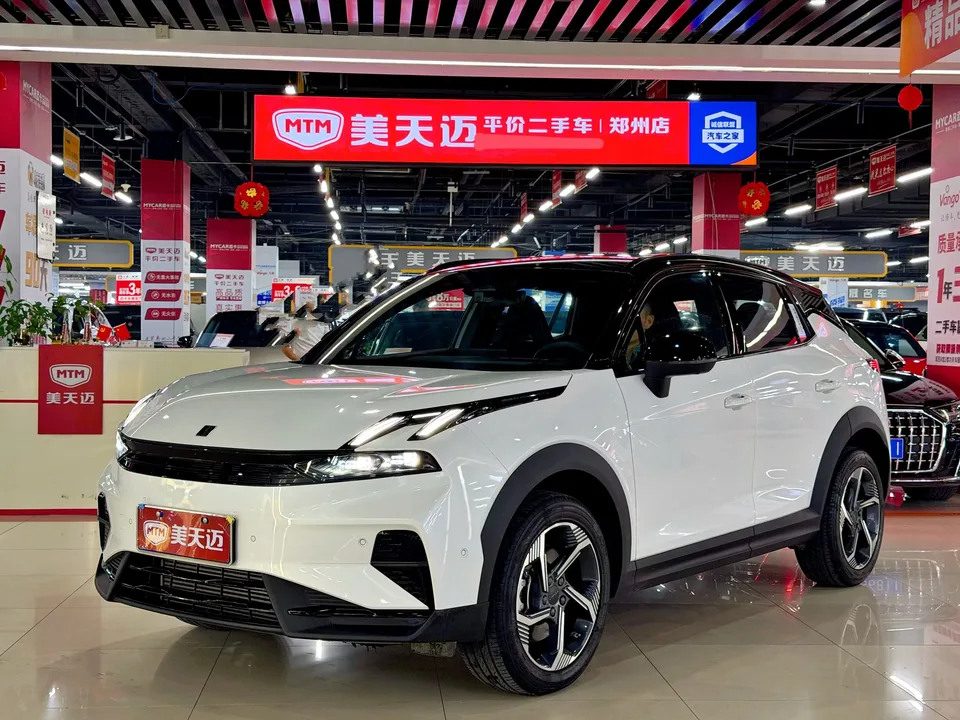 Lynk & Co 06 Lynk & Co 06 2025 Renew 1.5T Halo 2025 — photo 1, buy with delivery to Moscow