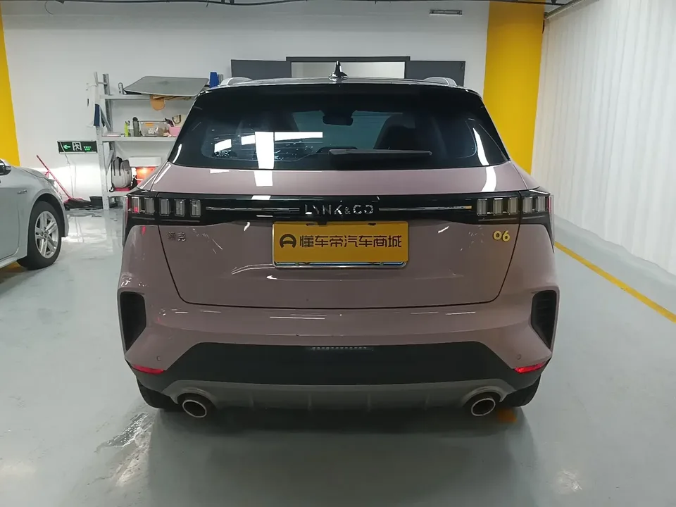 Lynk & Co 06 Lynk & Co 06 2023 Remix 1.5T Shero 2024 — миниатюра 2